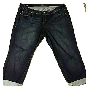Torrid Boyfriend Cropped Size 18 Jeans